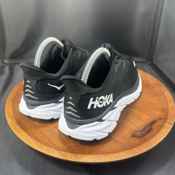Hoka One One Clifton 8 Womens Size 7.5B 1119394 BWHT Black White Shoes Used - Picture 2 of 8